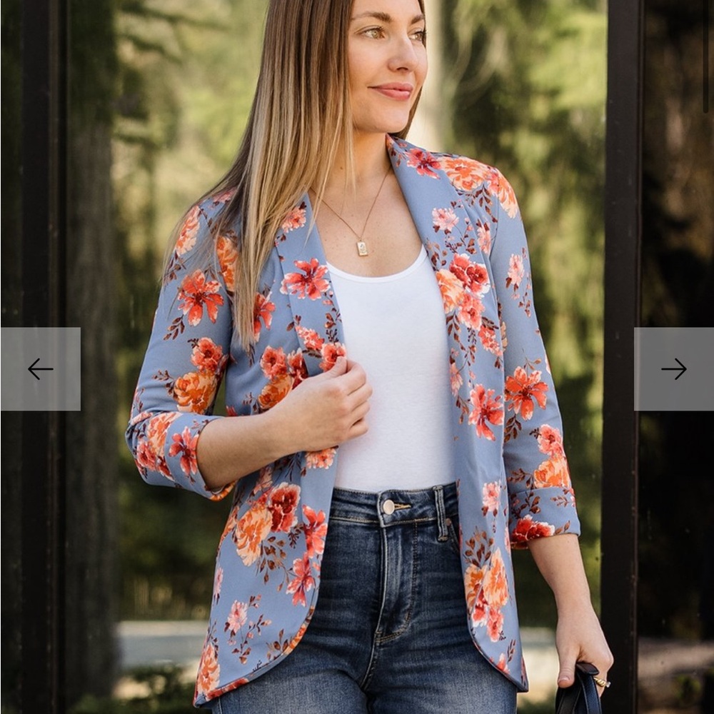 NWT Floral Blue Women's Blazer